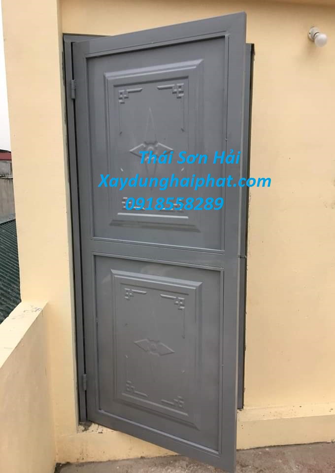 tim-noi-lam-cua-sat-khung-bao-ve-cua-sat-dep-o-HN-2