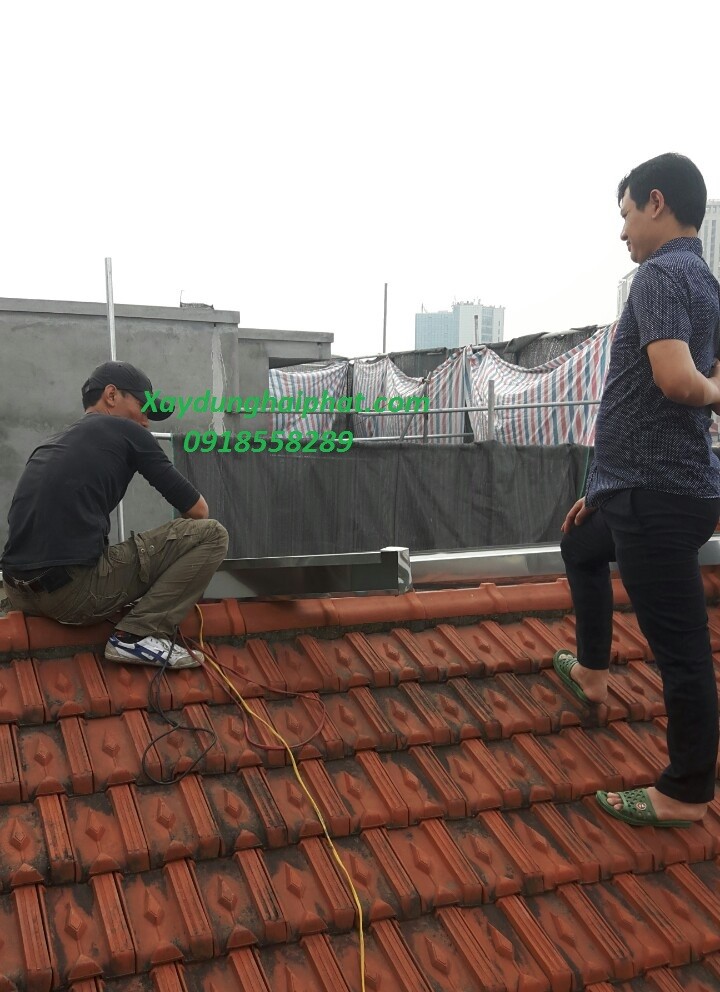 tim-tho-chong-tham-mai-nha-sua-dot-mai-ton-ha-noi-o-cac-quan-3