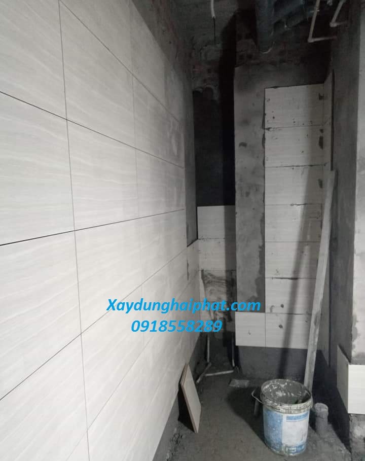 tim-tho-chong-tham-toilet-sua-chua-chong-tham-o-thanh-xuan-3