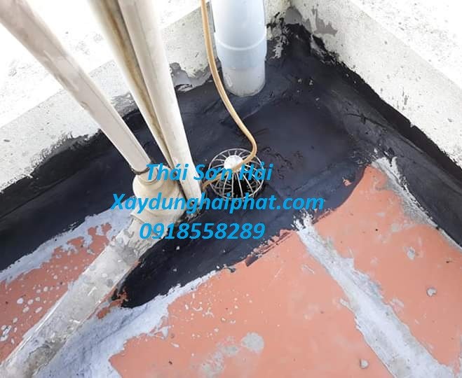 xu-ly-chong-tham-khe-nut-tran-be-tong-san-thuong-ban-cong-tai-hn-2