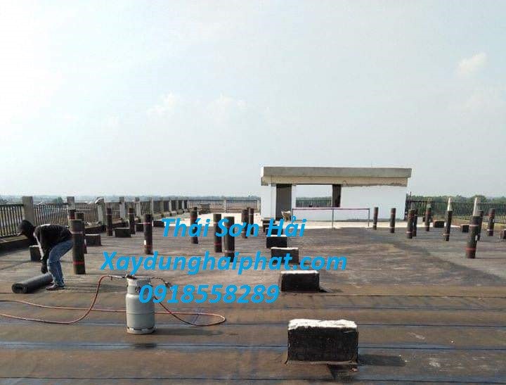 xu-ly-nut-san-mai-chong-tham-ban-cong-san-thuong-tai-hoan-kiem-hn-1