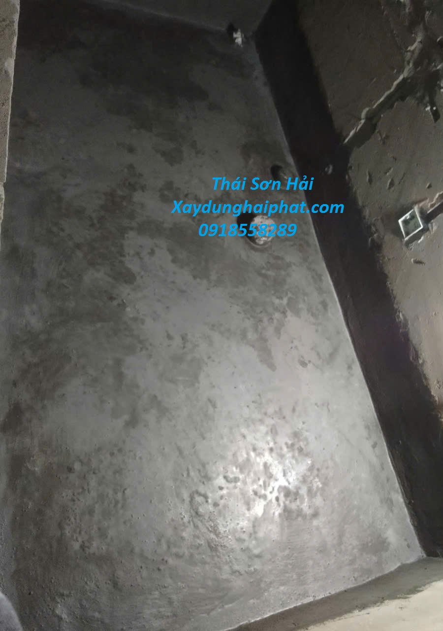 xu-ly-tham-nuoc-san-ve-sinh-triet-de-cai-tao-nha-ve-sinh-cu-o-HN-1