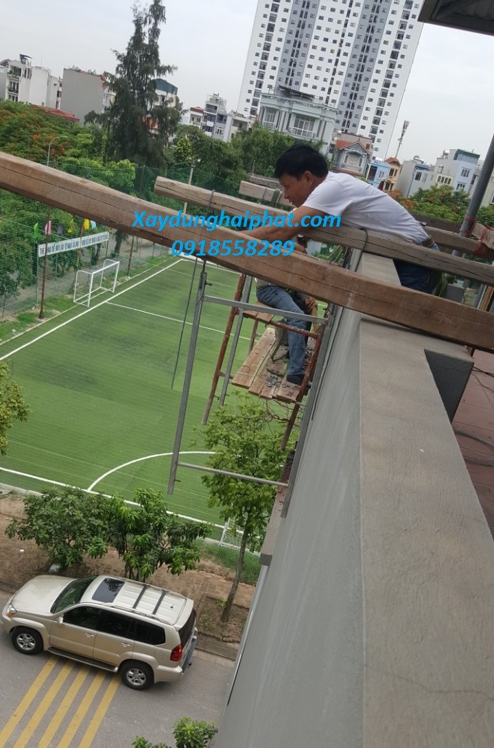xu-ly-tuong-bi-am-moc-chong-tham-nut-co-tran-nha-tai-hoang-mai-bh-15-nam-1