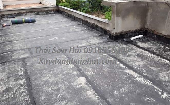 xu-ly-vet-nut-be-tong-sua-dot-tran-nha-sua-nha-nut-tai-cau-giay-1