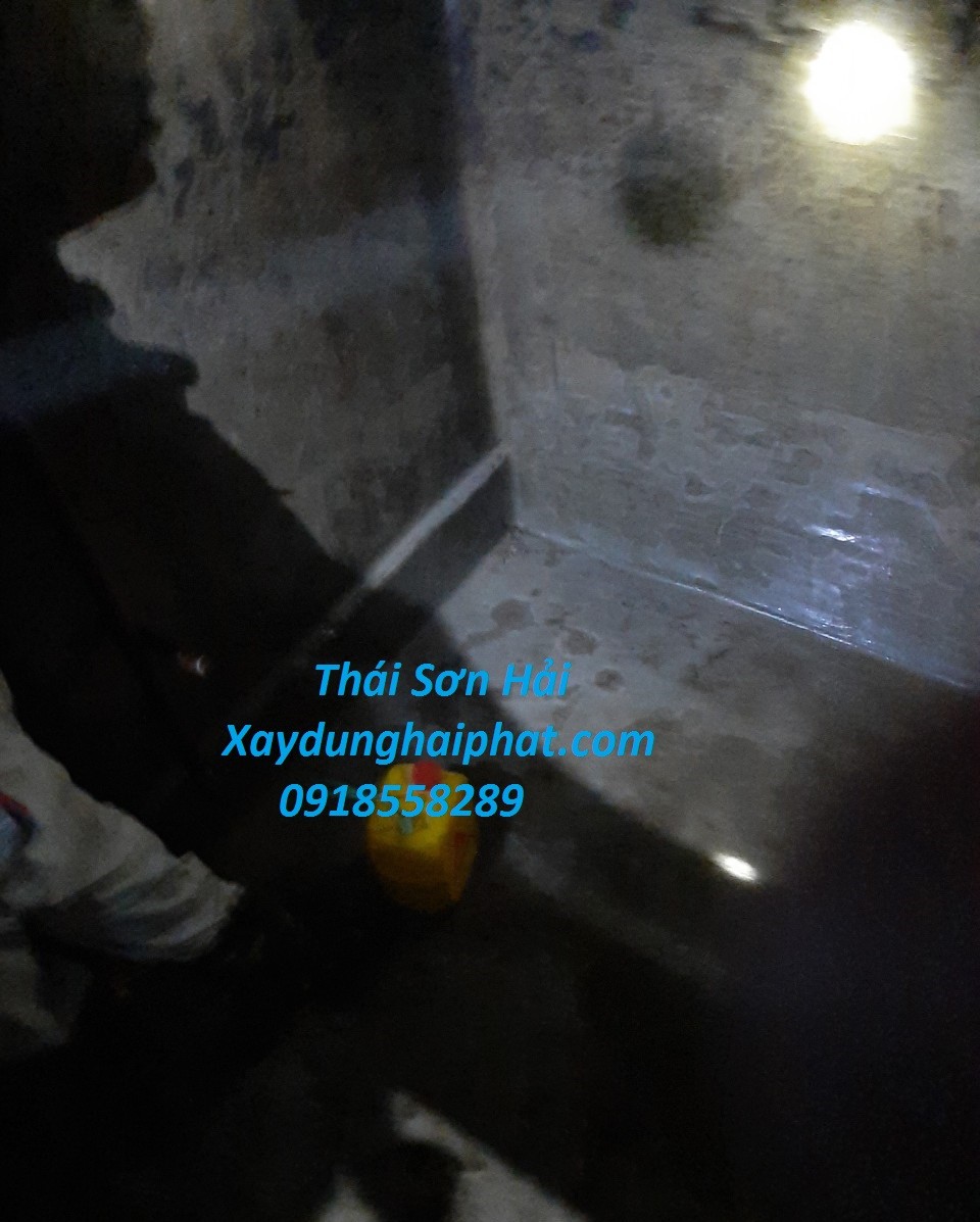 xu-ly-vet-nut-tuong-be-nuoc-chong-tham-be-ngam-tai-long-bien-hn-2