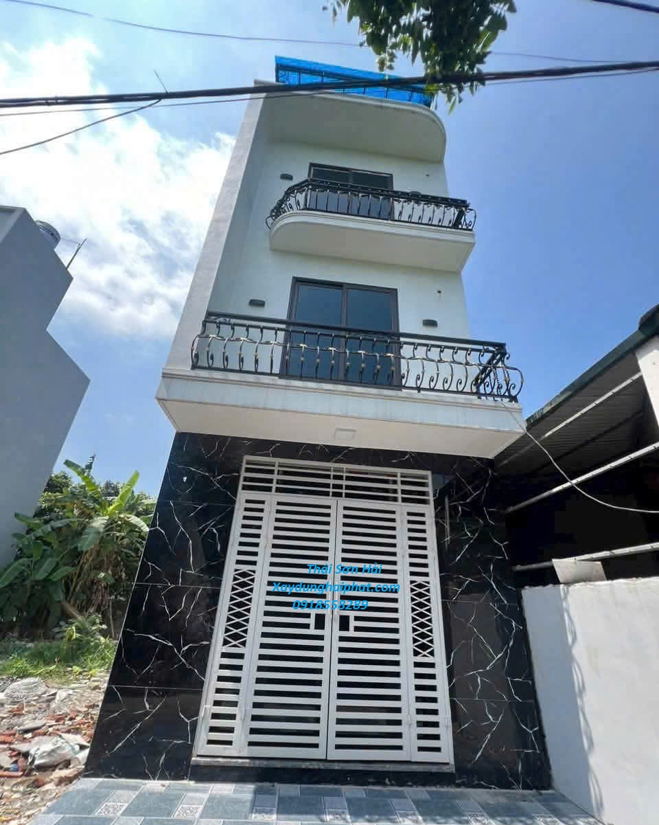 xuong-nhan-lam-cua-sat-mai-ton-tai-Ha-Noi-gia-re-5